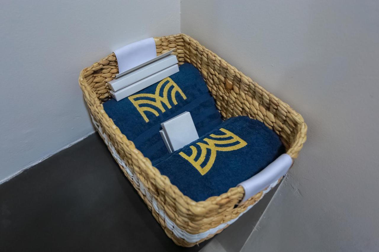 Madina Inn Джокякарта Екстериор снимка