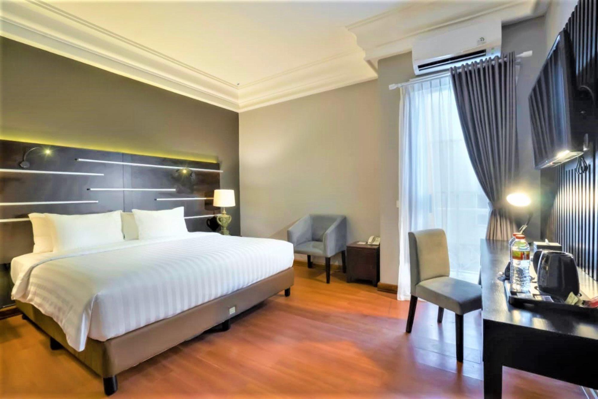 Madina Inn Джокякарта Екстериор снимка