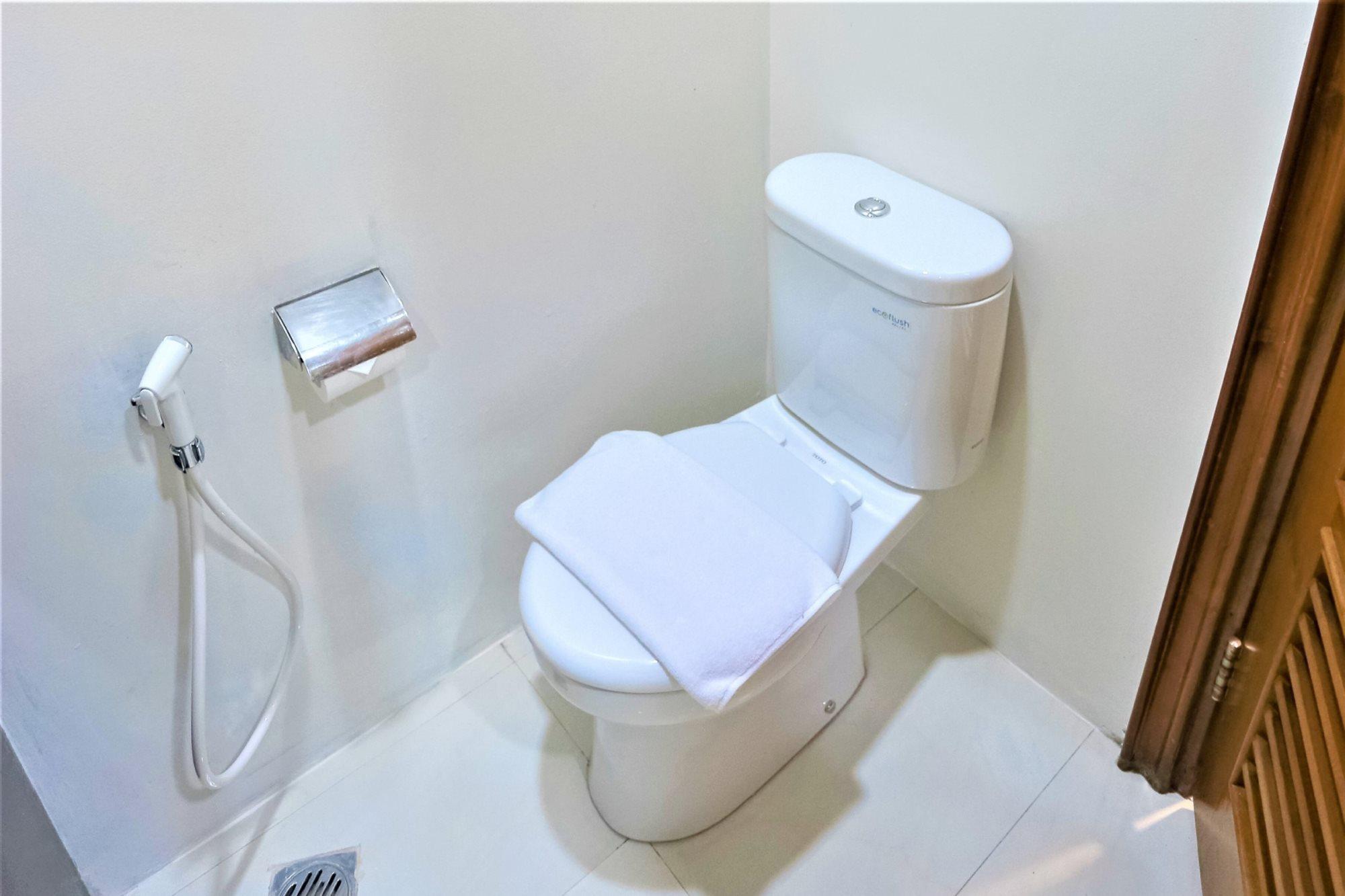 Madina Inn Джокякарта Екстериор снимка