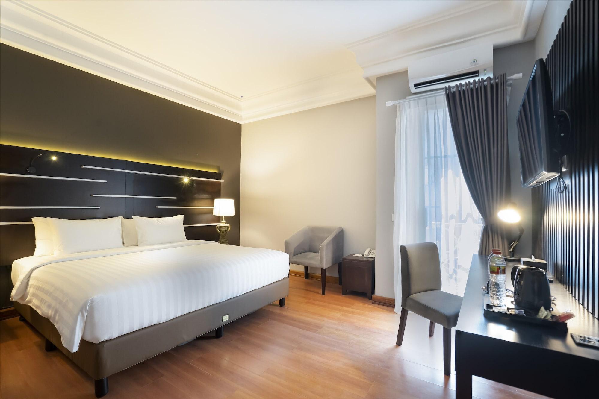 Madina Inn Джокякарта Екстериор снимка