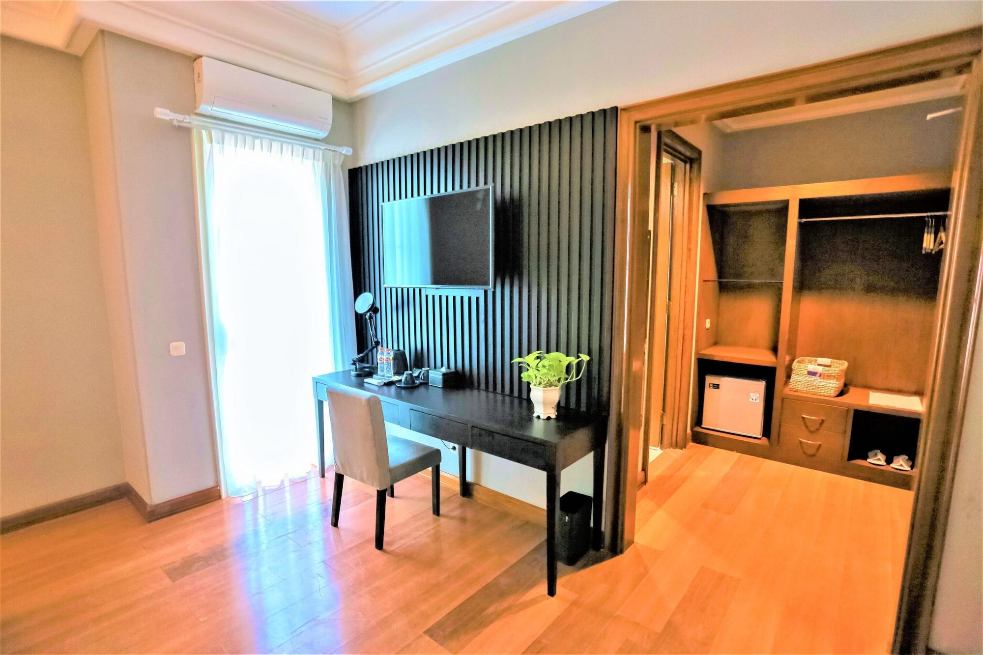 Madina Inn Джокякарта Екстериор снимка
